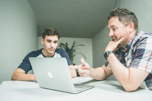 startup lessons for young entrepreneurs, Seek finance mentorship to avoid Financial Mistakes for Your Startup