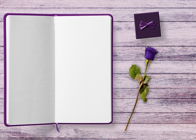 Improve Customer Relations with Business Greeting Cards