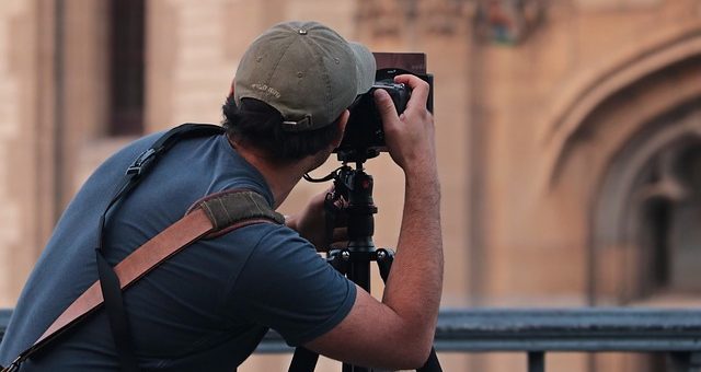 How To Start A Photography Business: Guide and Business Plan