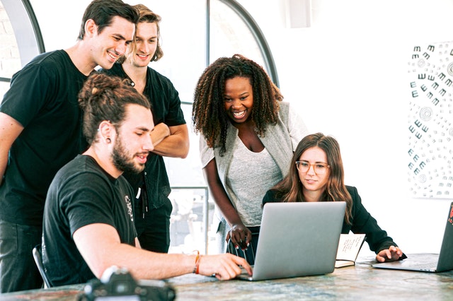 What should startups do to get on top of search engine ranking? - SEO tips and tricks for a startup