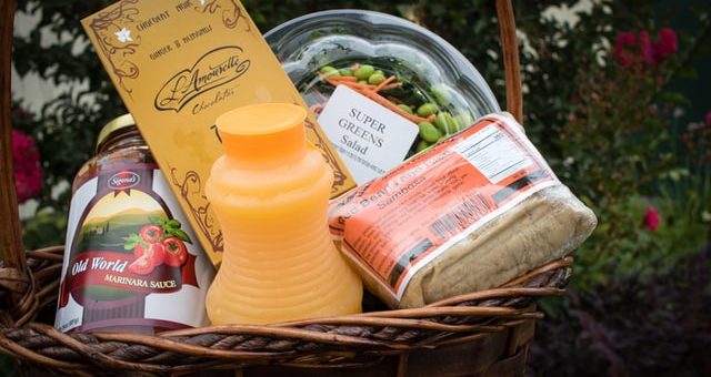 inexpensive gift basket