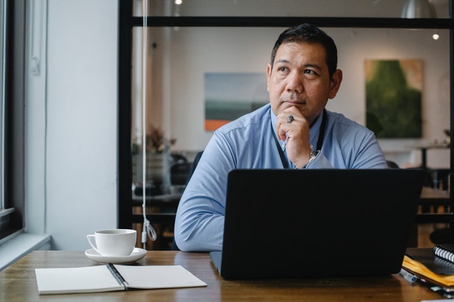 3 Essential Business Strategies for Minimizing Risk