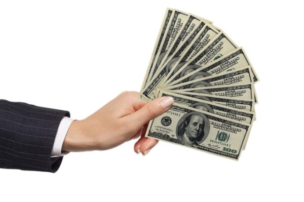 What is the Difference Between a Small Business Loan and a Line of Credit?