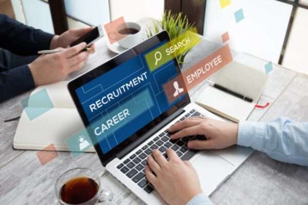 How Entrepreneurs Use the Application Tracking System to Hire Employees