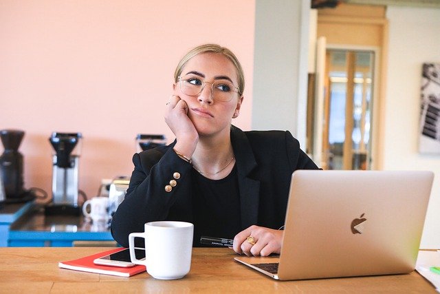 Online Businesses You Can Easily Start as a Student with Little to Zero Investment