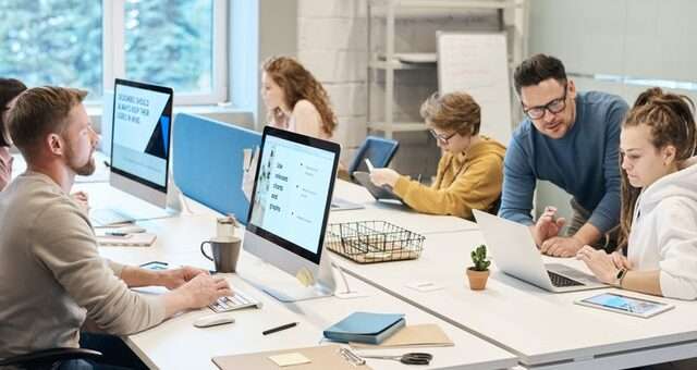 5 Best Tools for Improving Employee and Customer Communication