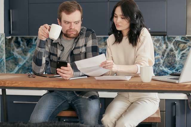 Get Your Finances Back on Track! Top Tips to Clear Your Business Debts