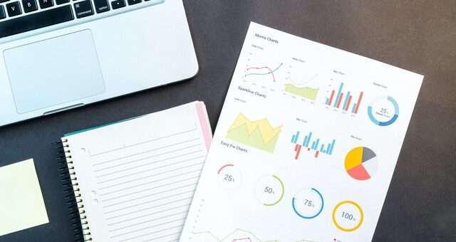 Modern Business Guide to Data Analysis Methods and Techniques