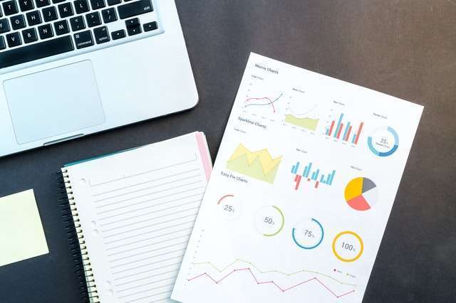 Modern Business Guide to Data Analysis Methods and Techniques