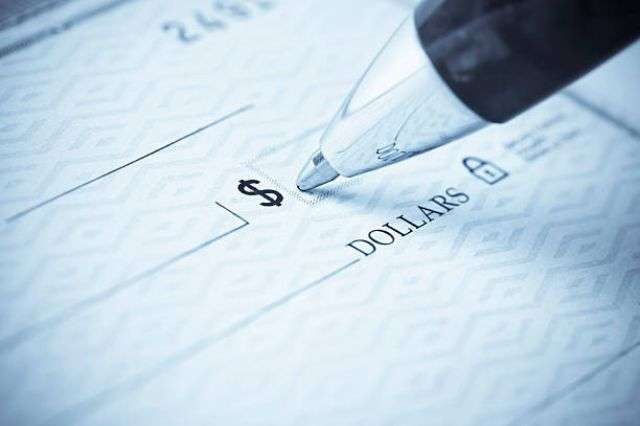How to Order Affordable Checks Online at the Lowest Cost