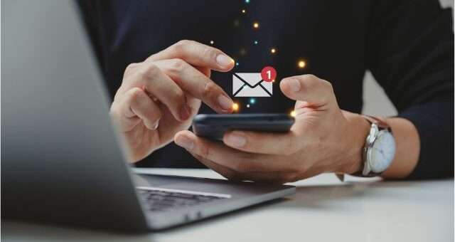 How To Introduce SMS And Voicemail Marketing To Your Small Business