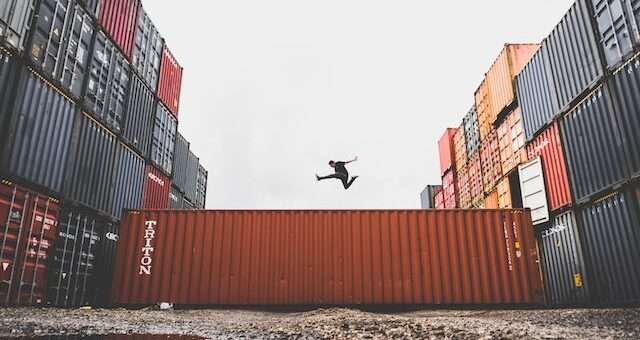 How Your Business Can Benefit From Shipping Containers