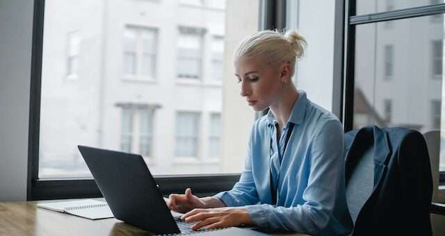 Company Secretary: 5 Tips To Find The Best One