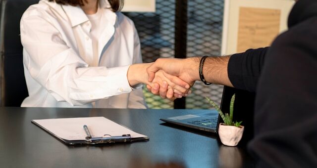 Attract Top Tier Talent using benefits